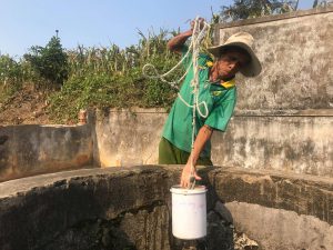 Dự báo tốt lành khi chiêm bao thấy người quen múc nước giếng